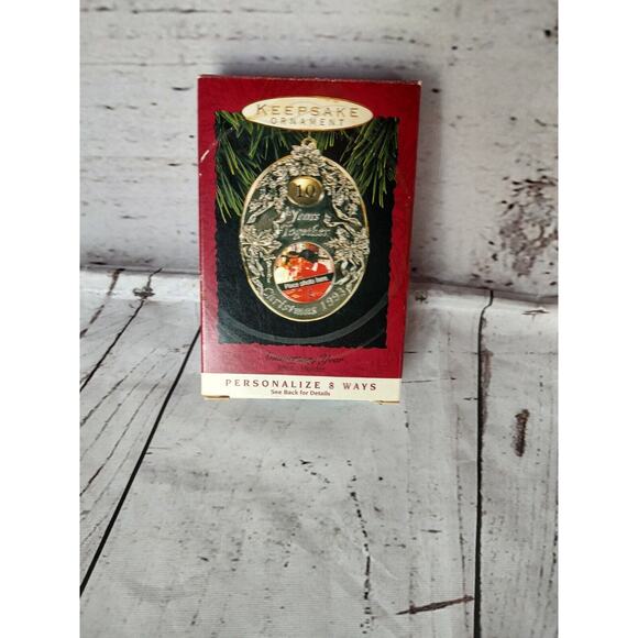 Hallmark KS Photo Holder Ornament - Anniversary 1993 Personalize - Picture 2 of 6